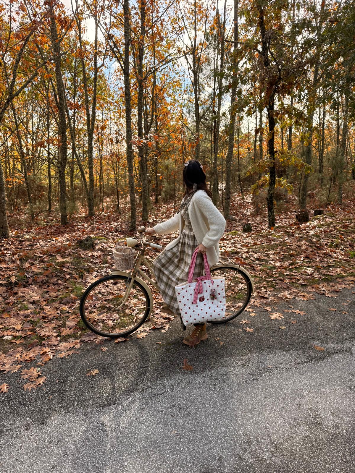 Meliora Sweet - Image 7